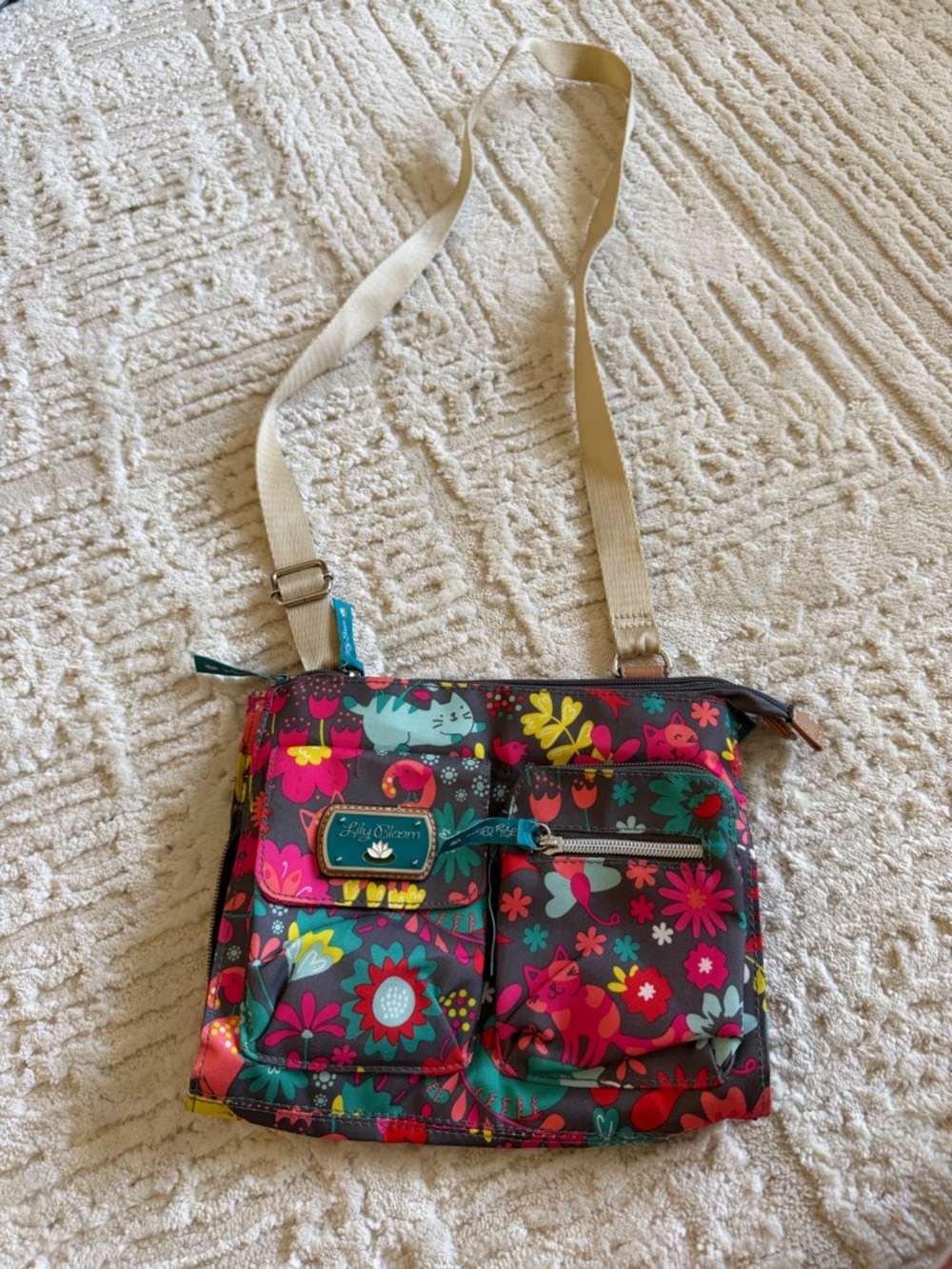 Lily Bloom Crossbody Bag Colorful Cat Floral Print Small Shoulder Purse EUC